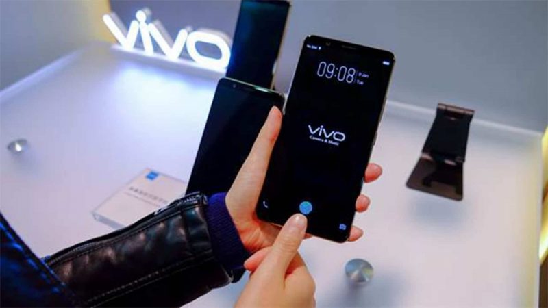 Vivo reveals the Vivo X20 Plus UD, beating Apple in the use of an optical fingerprint scanner - 4