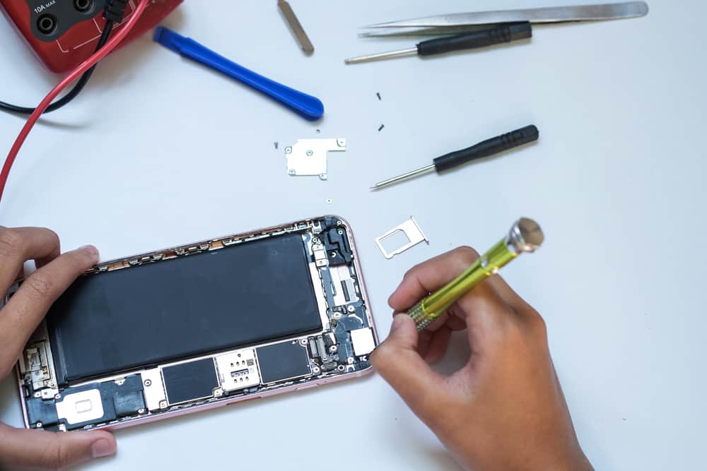 Why You Should Always Try Having Your iPhone Repaired Before Buying A New One - 5