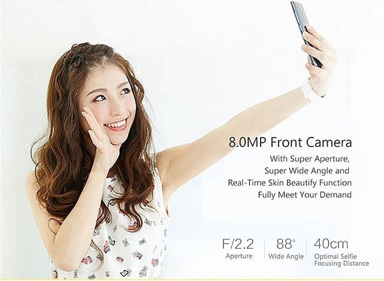 TCL 3S M3G smartphone front-camera