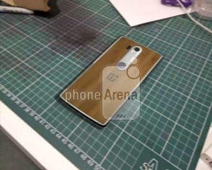 OnePlus 2 leaked, showing the rear of the phone - 5