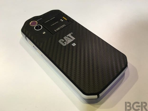 mwc-2016-caterpillar-s60-hands-on-6