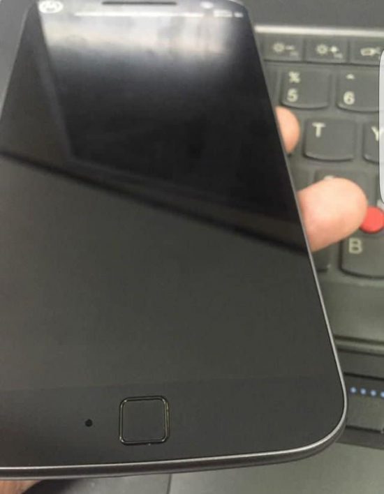 Moto G4 Back And Rear Photos Leaked, Sports A Physical Home Button - 4