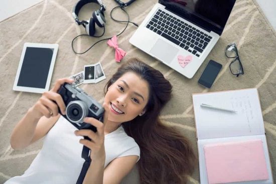Top 7 gadgets to have in the summer vacation