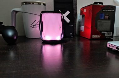 F&D W8 Portable Bluetooth Speaker Review - 4 F&D W8 Portable Bluetooth Speaker Review - 1