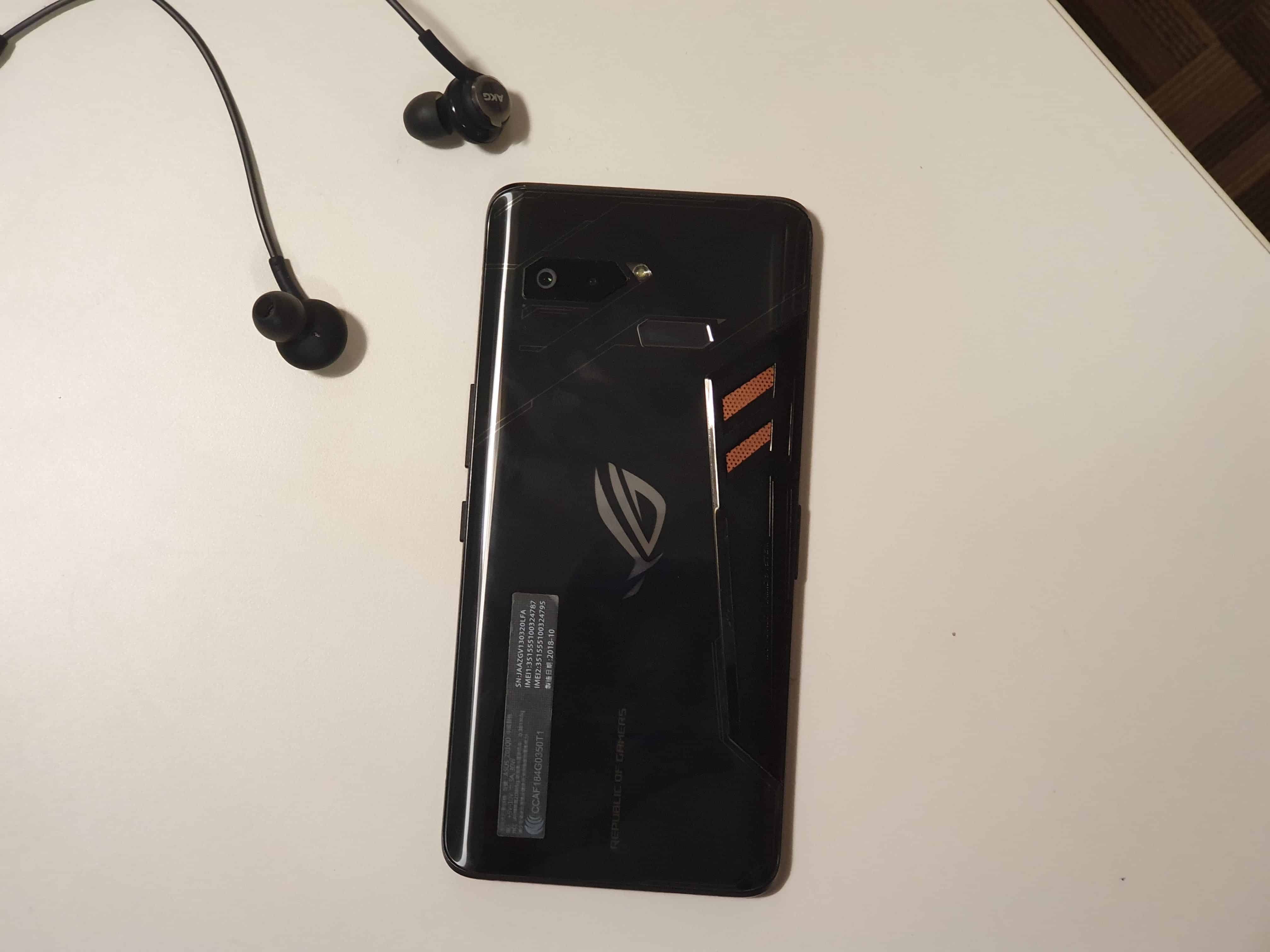 Asus ROG Phone Review - Should You Buy it? - 16
