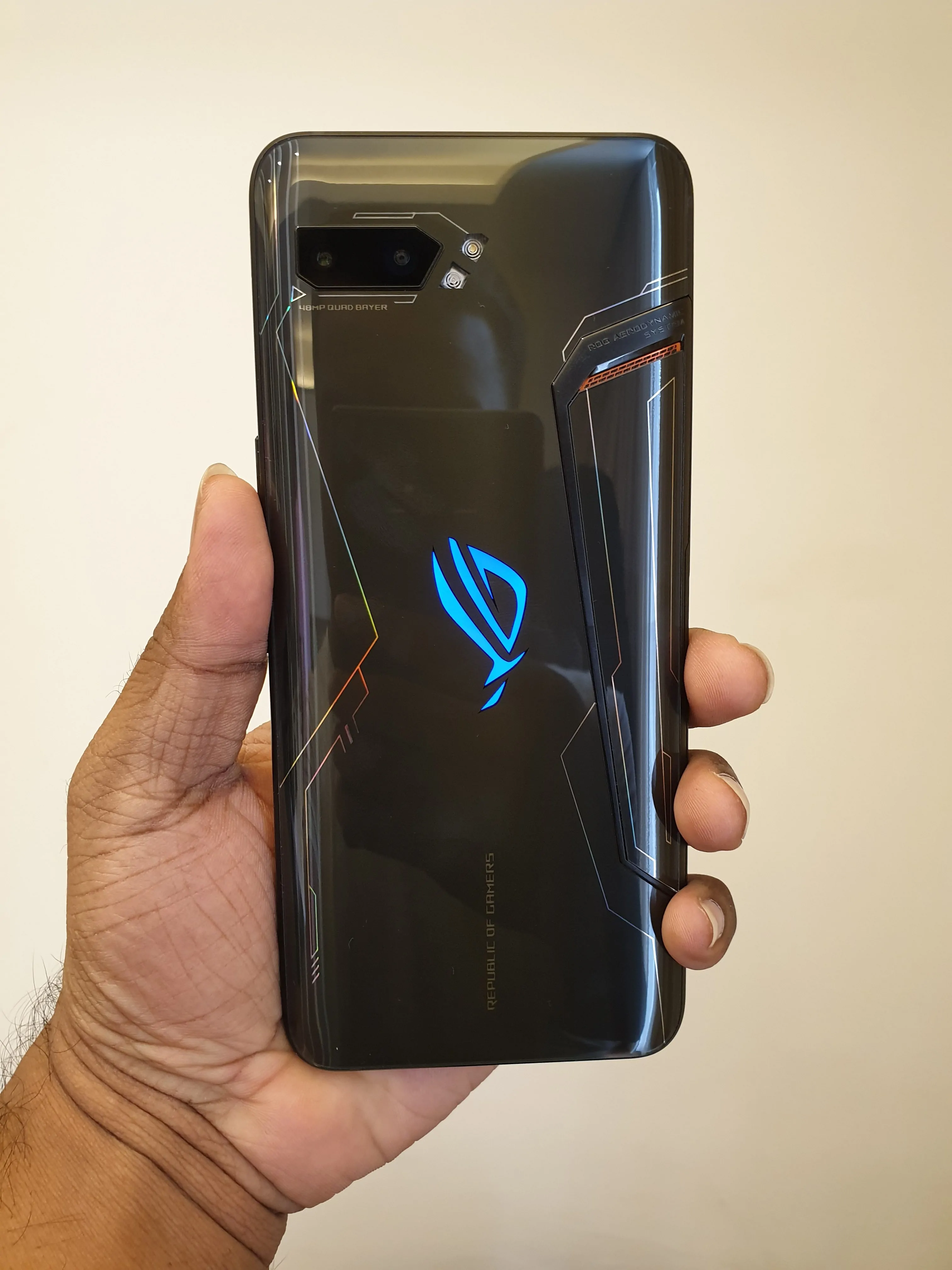ROG Phone II Hands-on Review - My First Impressions On the Next-Gen Gaming Phone - 6