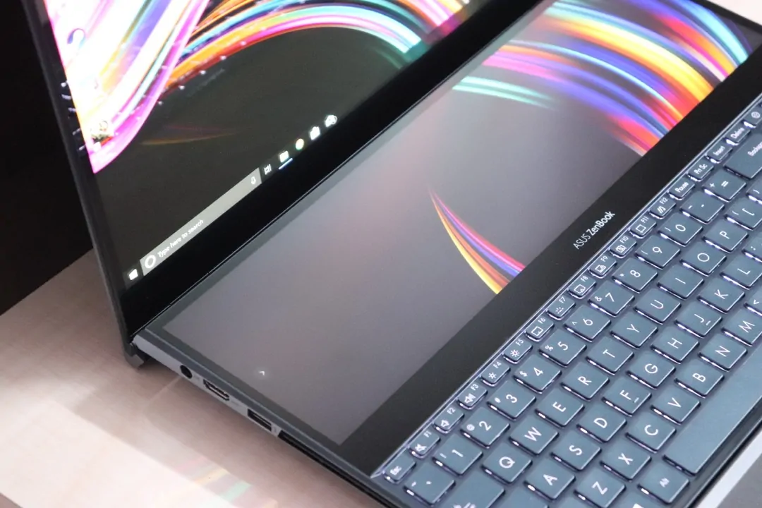Asus Zenbook Pro Duo UX581 Review - Meet the Incredible! - 6